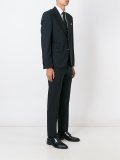 合身剪裁西装