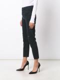 ripped skinny jeans 