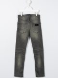 slim fit jeans