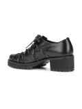 elasticated lace-up shoes
