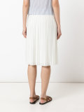 pleated skirt 