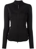 'Run Performance Mid-layer'运动上衣