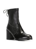 'Shorty' boots