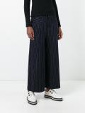 wide leg trousers