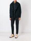 隐藏式松紧连帽夹克