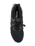 Ultra Boost运动鞋 