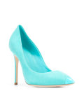 toe capped pumps