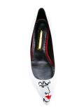 pointed toe ballerinas
