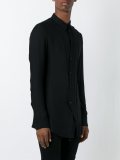 dislocated fastening shirt