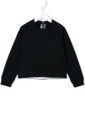 zipped sweatshirt