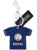 T-shirt motif keyring