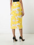 Filcoupé asymmetric skirt