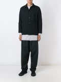 纽扣夹克