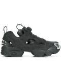 'Instapump Fury'运动鞋