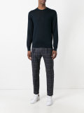 round neck jumper