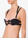 cut-out detail contrast bra