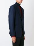 钮扣西装夹克