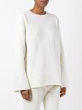 oversize sweatshirt