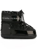 'Flirting' snow boots