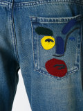 illustrate slim-fit jeans