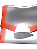 metallic clutch