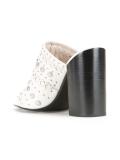 'Niko' mules