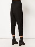 dislocated fastening cropped trousers
