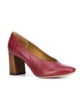almond toe pumps