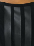 rear stripe body