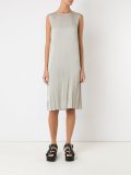 sleeveless dress