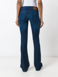 straight-leg jeans 