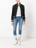 patch detail jeans