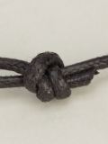 'Black Essenses'十字项坠项链
