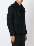 多层设计翻领外套