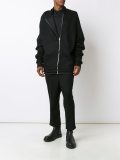 zipped sweatshirt