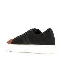 contrast toe skateboard trainers