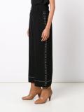 wide-legged cropped trousers
