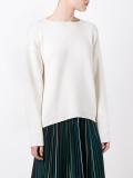 round neck jumper