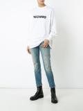 distressed skinny jeans 