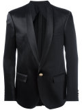 one-button blazer