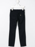 slim-fit trousers 