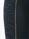 skinny pants