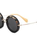 'Story Evolution' sunglasses