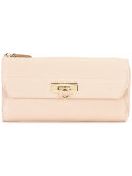 zip around wallet