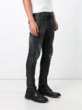 'Skater'牛仔裤