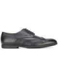 lace-up Oxford shoes