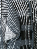 geometric print plissé blouse