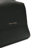 flap shoulder bag 