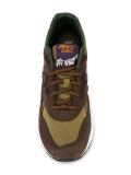 lateral patch sneakers