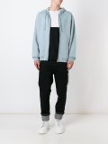 拉链连帽夹克